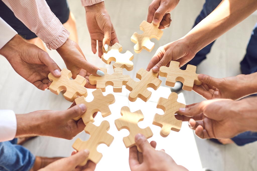 Immagine che evoca il concetto di team building